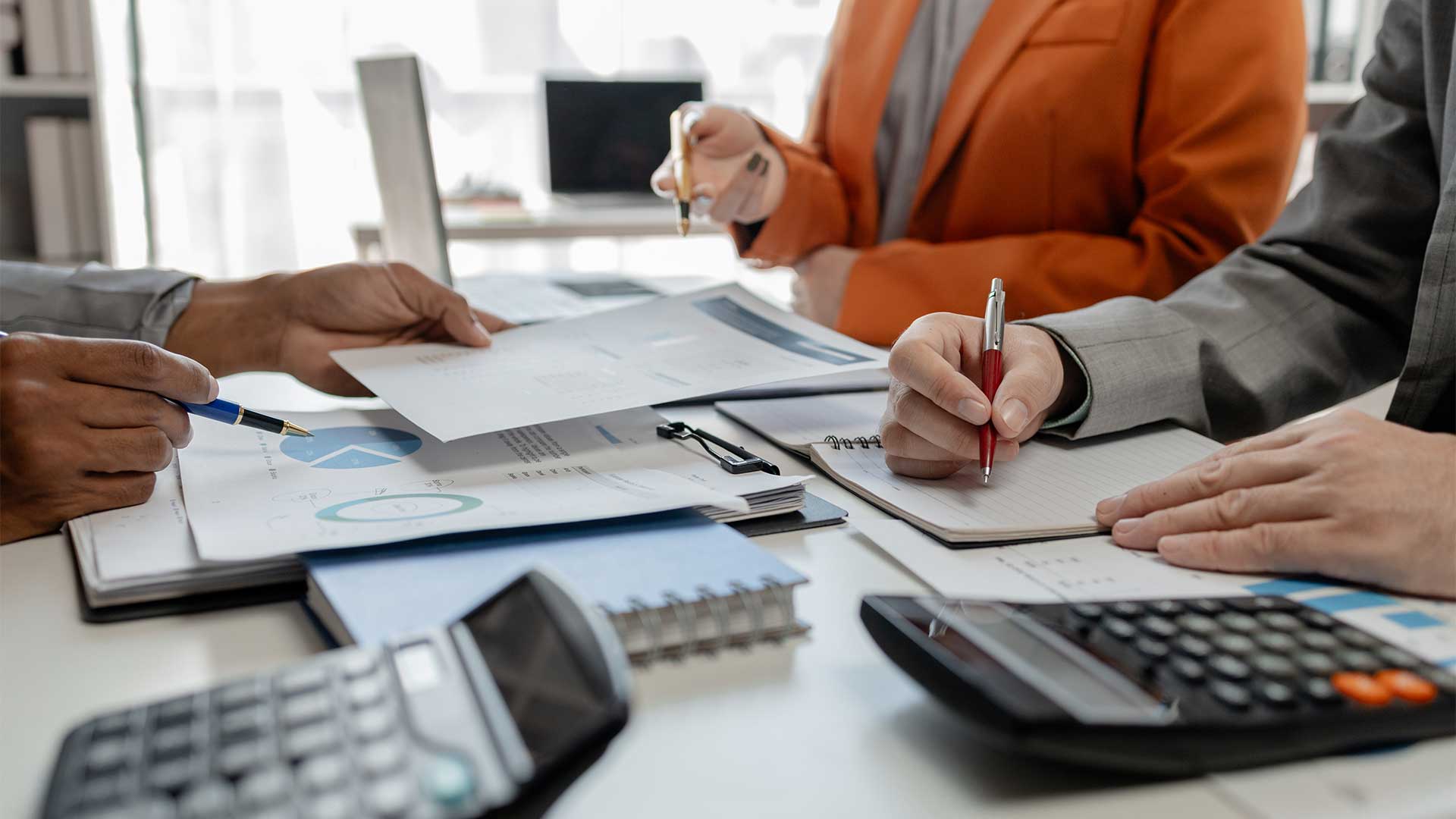 Esternalizzare la contabilità: la guida per studi professionali